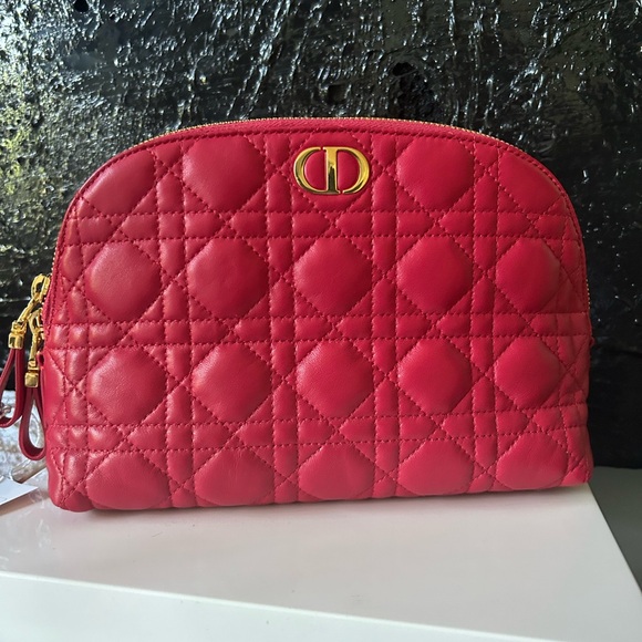 New DIOR Caro Lambskin Pouch ✨ Raspberry Lambskin - Picture 1 of 9